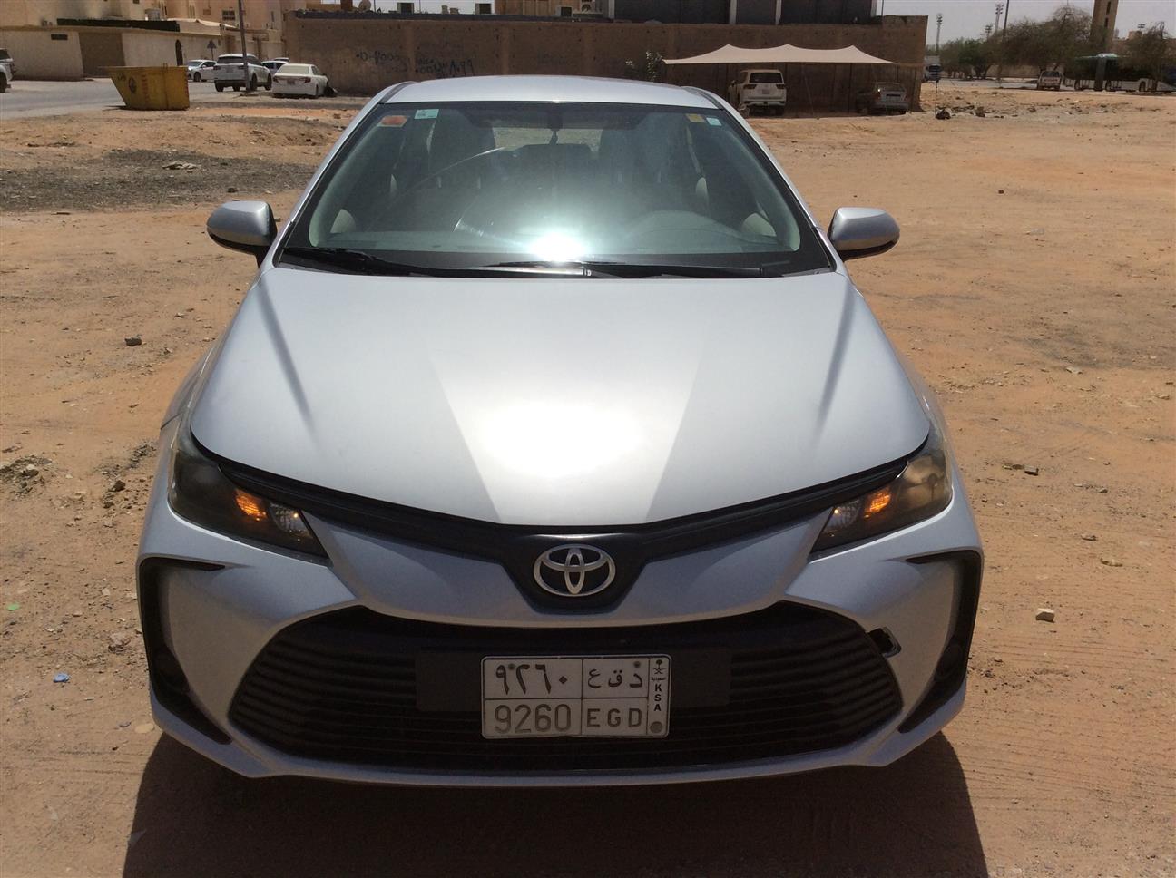 تويوتا كورولاسيدان 1.6اوتوماتيك