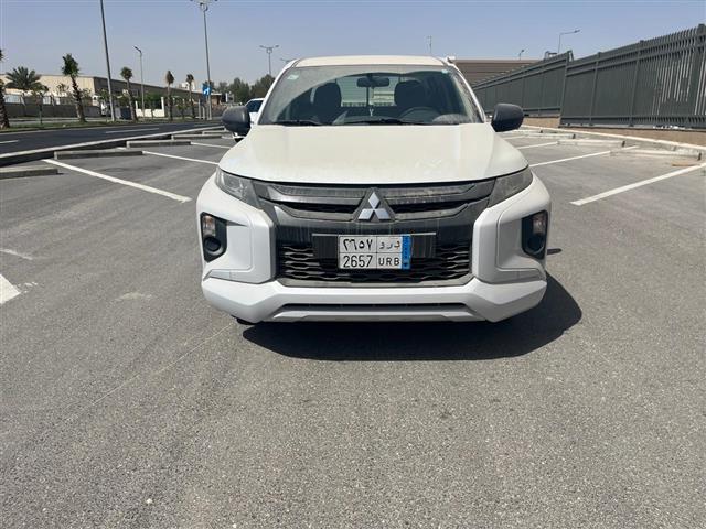 مستوبيشي بيك اب غمارتين 4X2 عادي بنزين - مشكلة بالشاصي