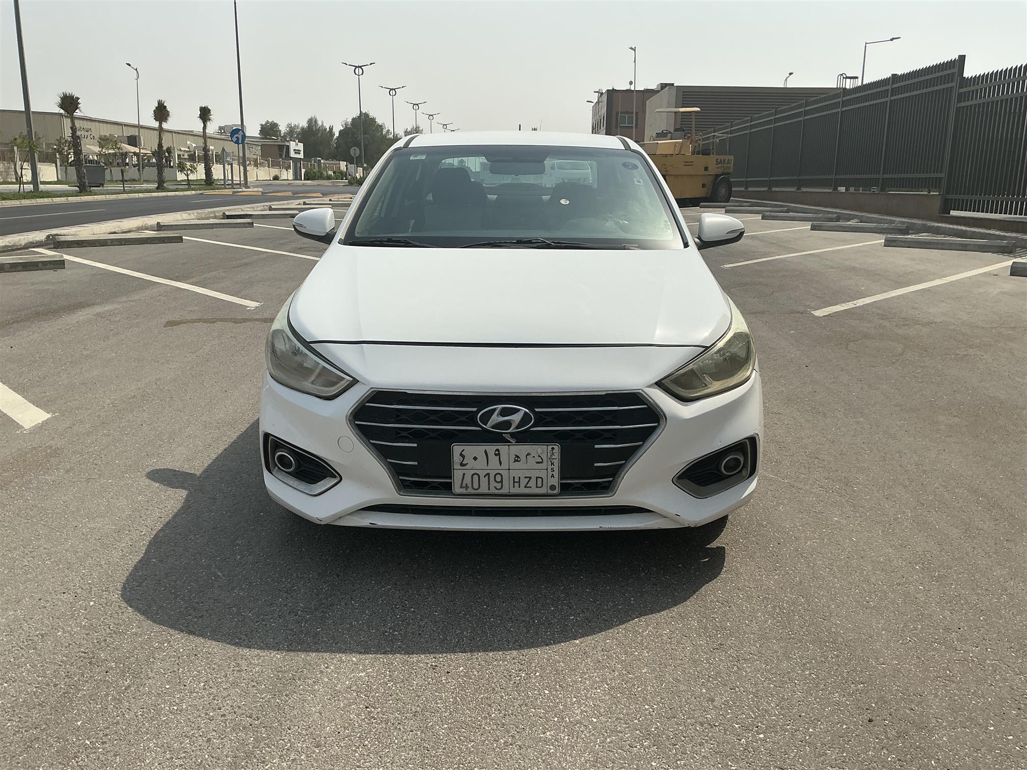 هونداي اكسنت اوتوماتيك  -  1.4L