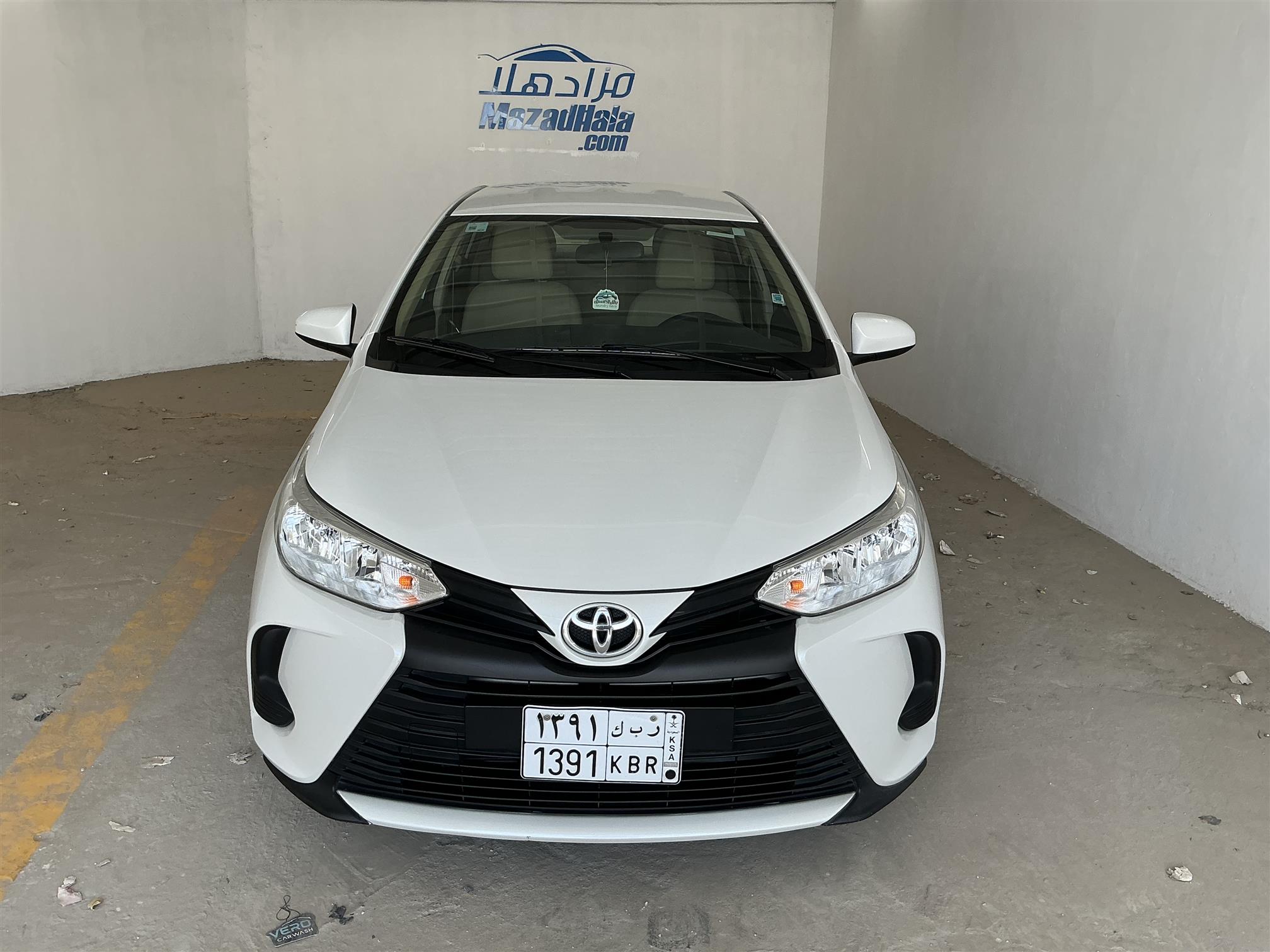 تويوتا يارس سيدان واي 1.5L اوتوماتيك