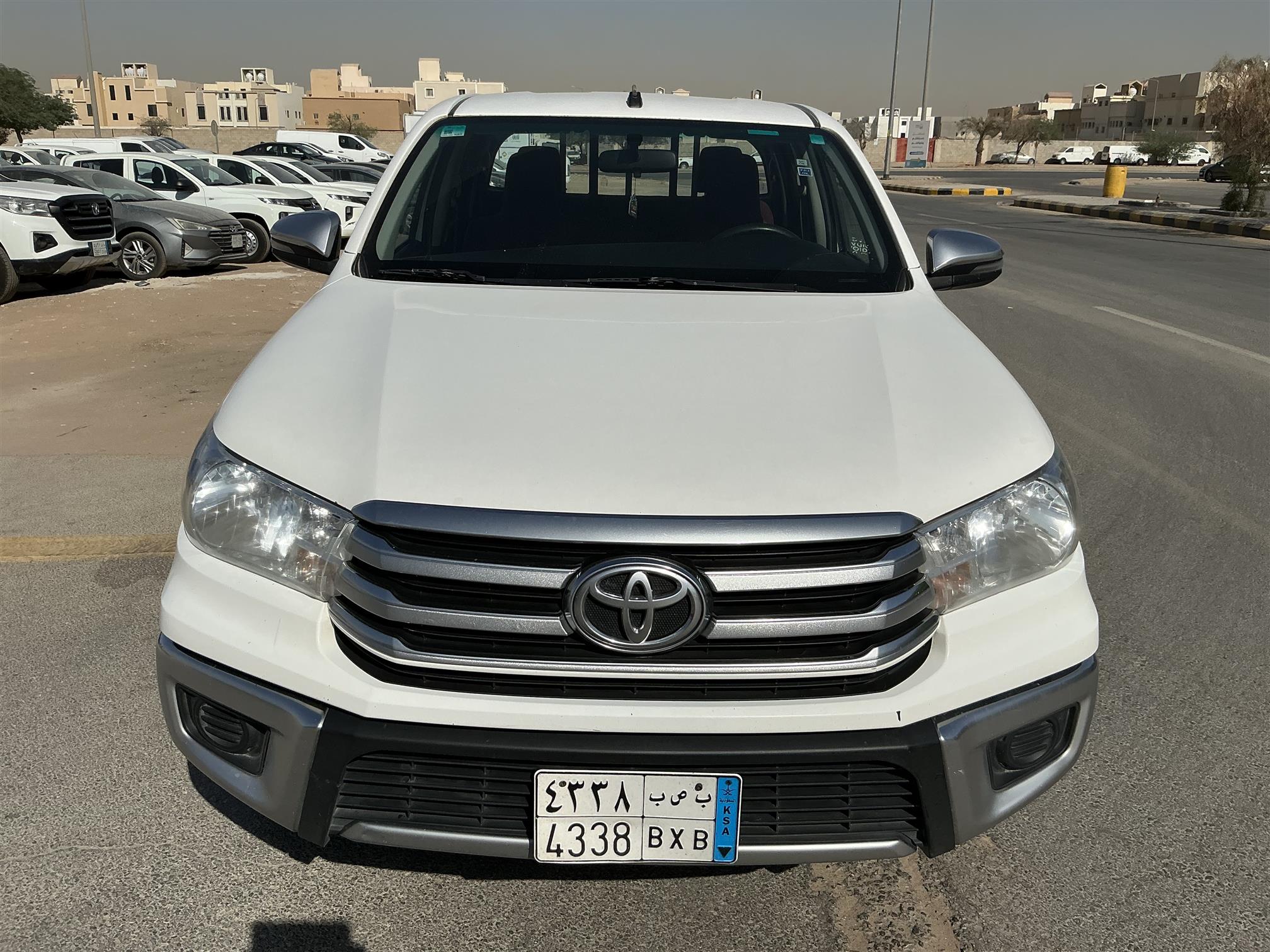 ويوتا هايلكس GL غمارتين ديزل 4X2