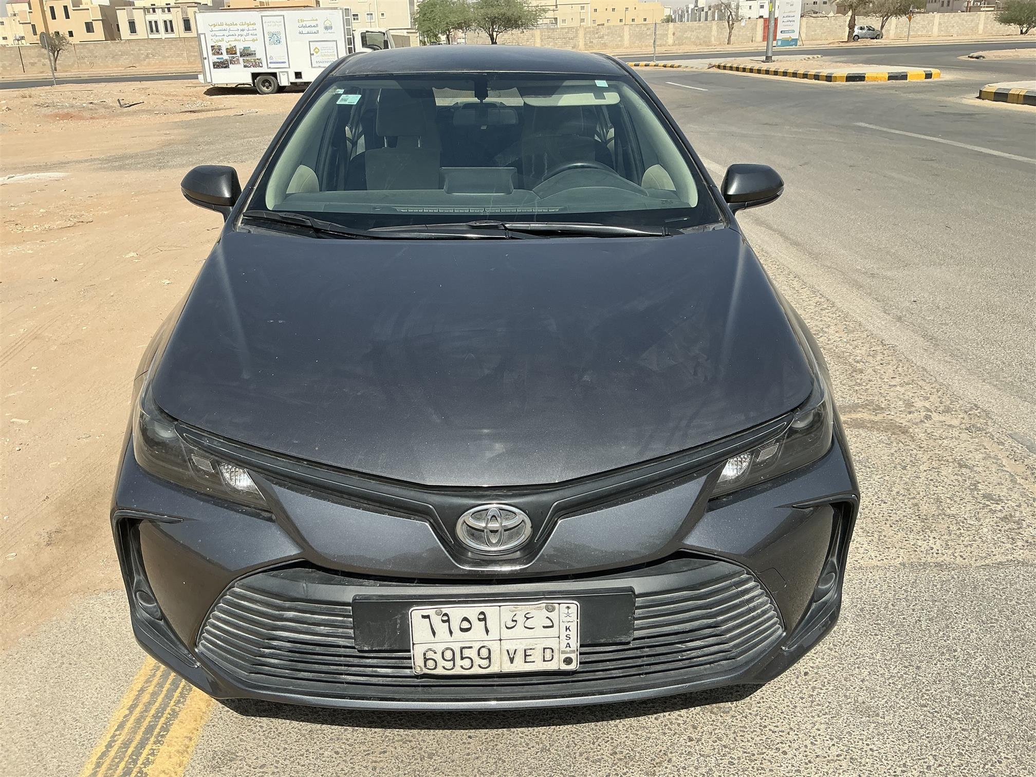 تويوتا كورولاسيدان 1.6اوتوماتيك