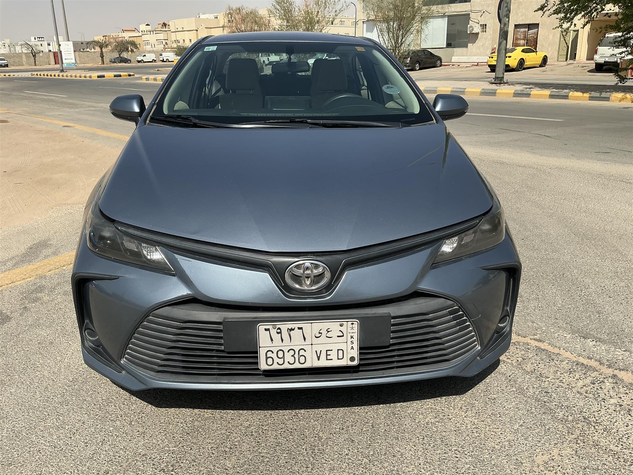 تويوتا كورولاسيدان 1.6اوتوماتيك