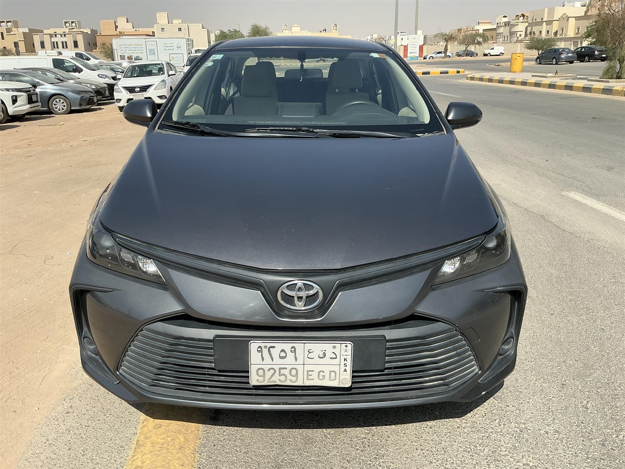 تويوتا كورولاسيدان 1.6اوتوماتيك