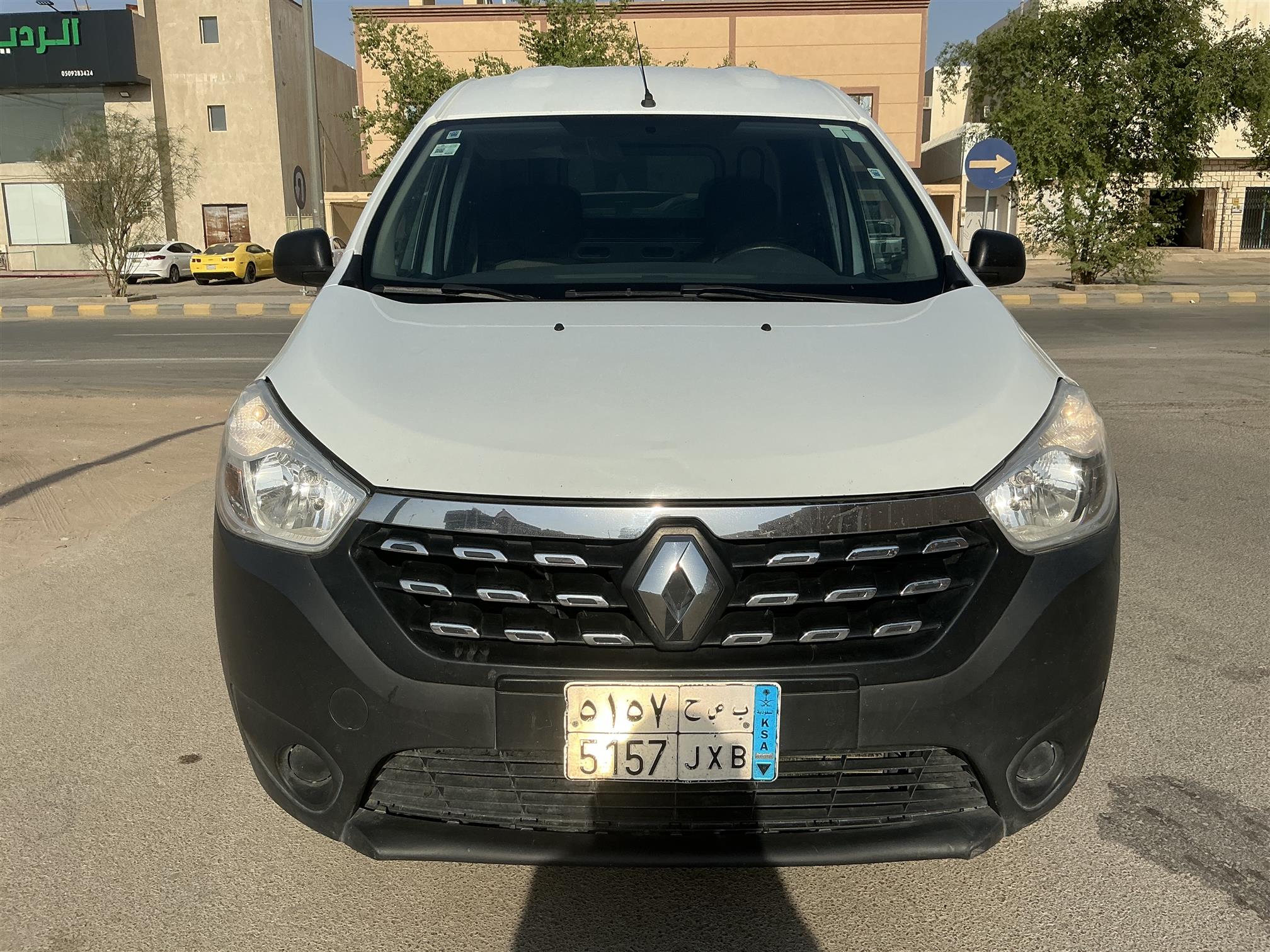 رينو دكار فان بضاعه بنزين عادي