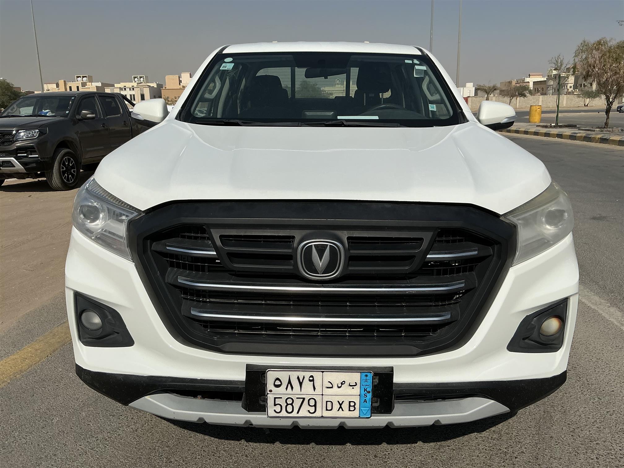 شانجان هنتر ابك اب عمارتين ديزل تيربو دفع رباعي  تجتاج تغبر الكلتش الجير  صوت في المحرك 