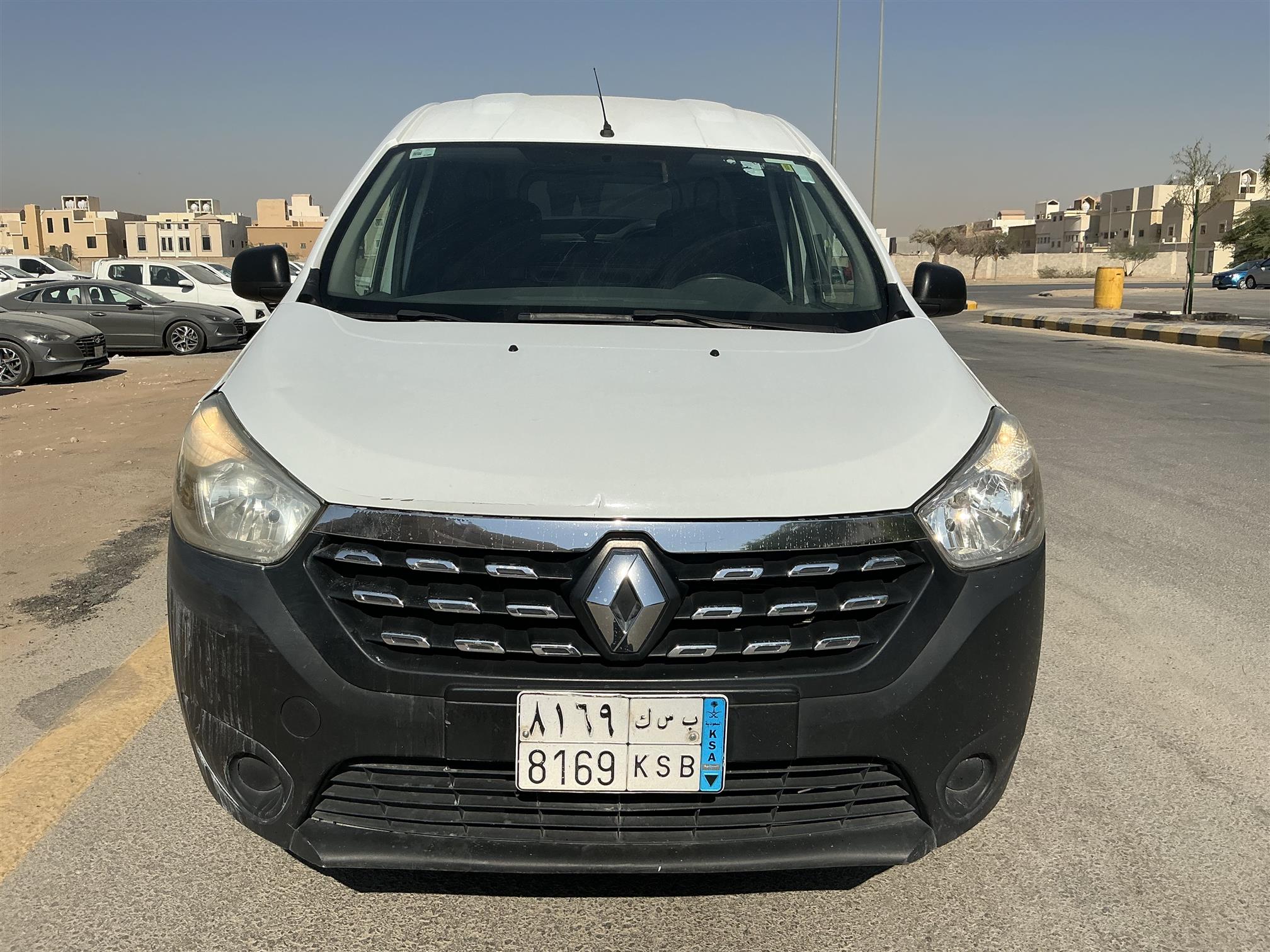 رينو دكار فان بضاعه بنزين عادي