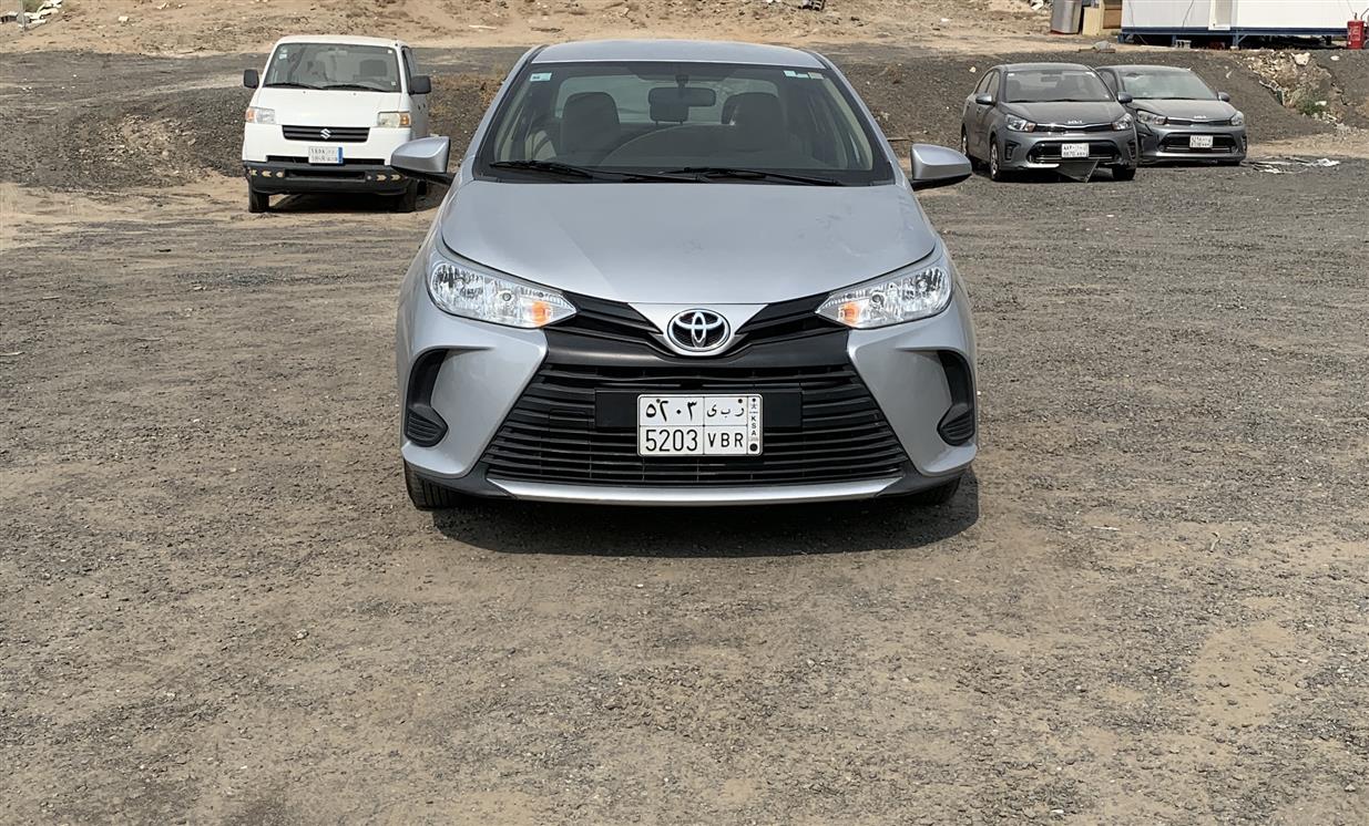 تويوتا-يارس واي-اتوماتيك