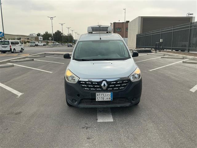 رينو دكار فان بضاعه بنزين عادي