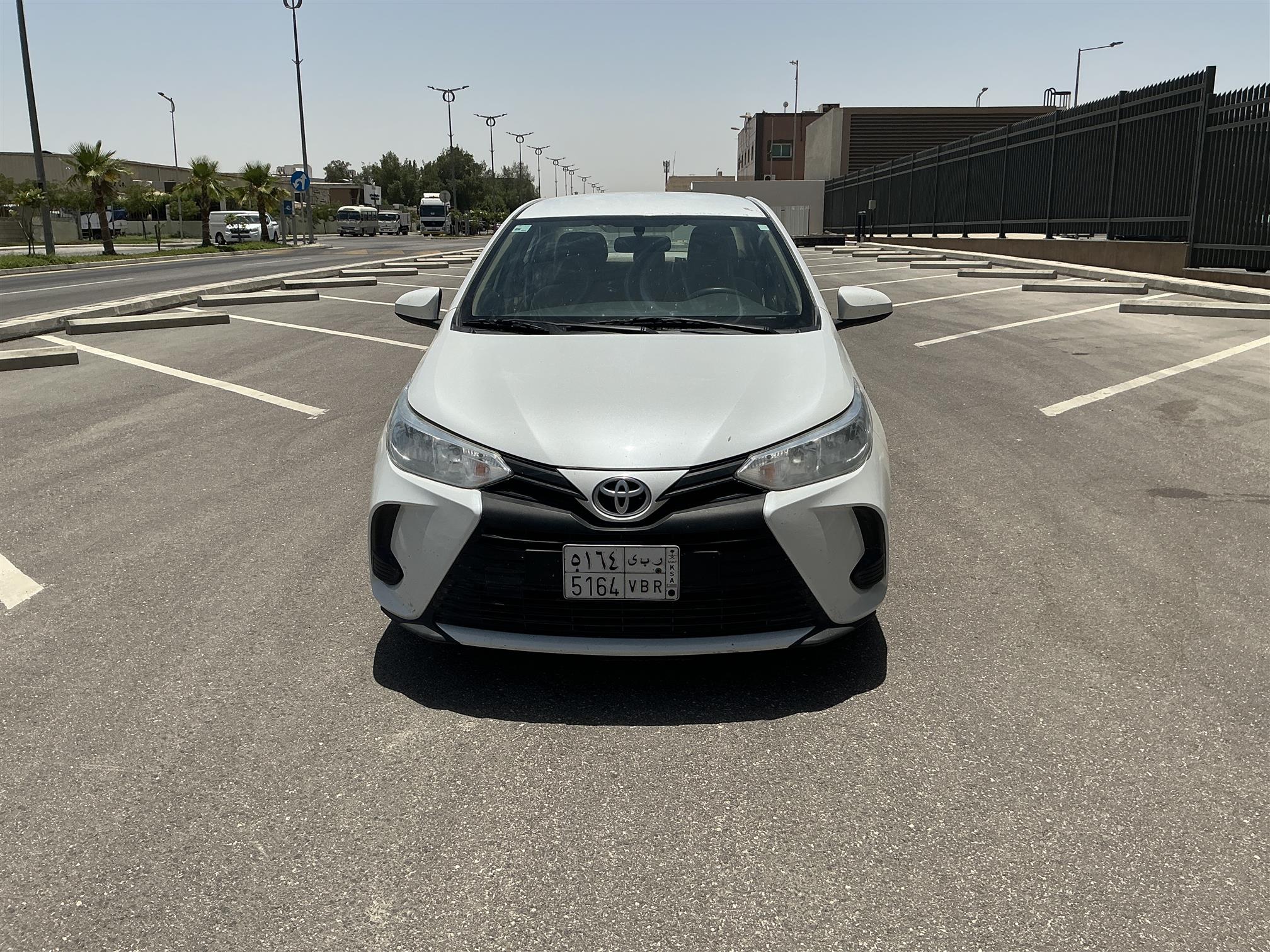 تويوتا يارس 1.5L 