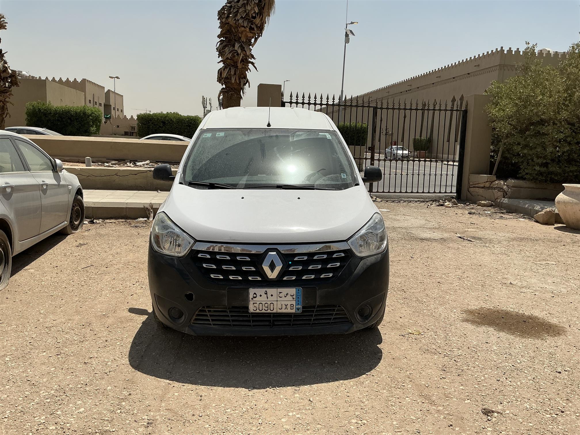 رينو دكار فان بضاعه بنزين عادي الدينمو لاتعمل 